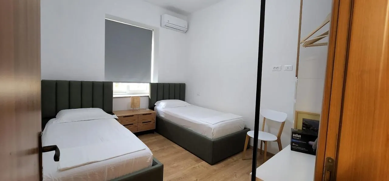 Like Home Apartment Shallvaret City Centre Tirana