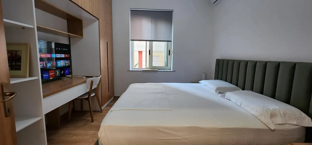 Like Home Apartment Shallvaret City Centre Tirana